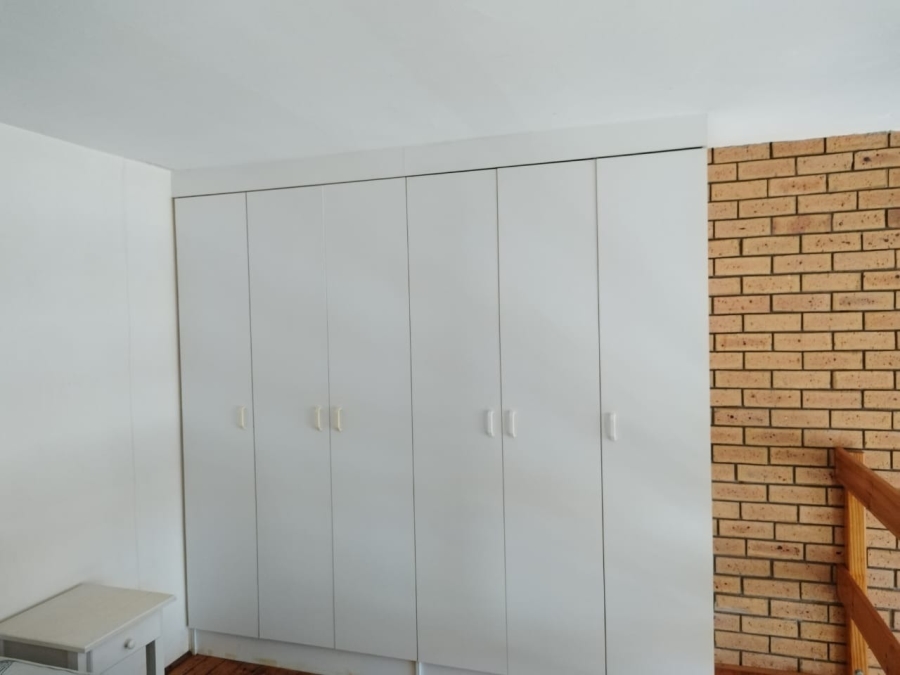 To Let 1 Bedroom Property for Rent in Bluewater Bay Eastern Cape
